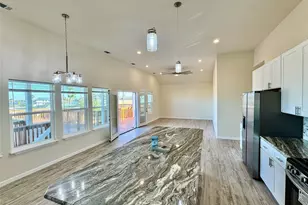 18 Edgewater, Bayou Vista, TX 77563 - Photo 9