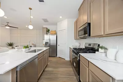 2612 Afton Heights Way, Houston, TX 77051 - Photo 9