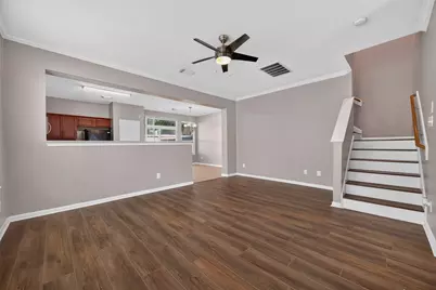 8126 Montague Manor Lane, Houston, TX 77072 - Photo 9