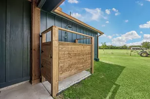 2610 County Rd 163, Alvin, TX 77511 - Photo 43