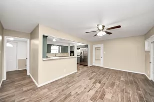 901 Alyse St, Deer Park, TX 77536 - Photo 7