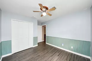 901 Alyse St, Deer Park, TX 77536 - Photo 23