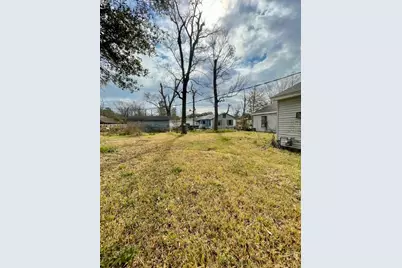 3190 Willowood Drive, Beaumont, TX 77703 - Photo 13