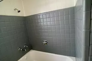 3190 Willowood Dr, Beaumont, TX 77703 - Photo 9