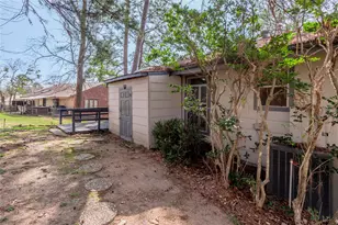 9 Lakeview Manor, Huntsville, TX 77340 - Photo 45