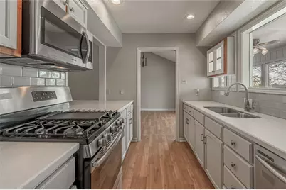 9 Lakeview Manor, Huntsville, TX 77340 - Photo 23