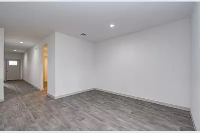 10602 Great Basin Drive, Rosharon, TX 77583 - Photo 11