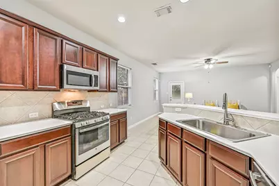 409 Abbey Lane, League City, TX 77573 - Photo 9