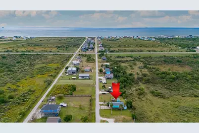 1089 Melody Lane, Crystal Beach, TX 77650 - Photo 41