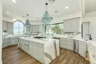 19219 Shores Dr, Galveston, TX 77554 - Photo 17