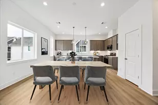 1648 W Tidwell Rd, Houston, TX 77091 - Photo 3