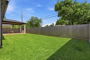 8021 Turquoise Ln, Houston, TX 77055 - Photo 43