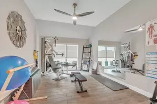 1541 N Blue Bonnet Ln, Angleton, TX 77515 - Photo 17