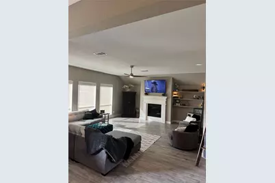 1541 N Blue Bonnet Lane, Angleton, TX 77515 - Photo 15