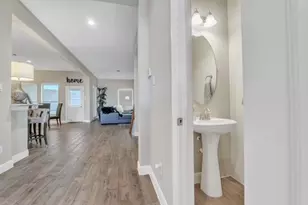 1541 N Blue Bonnet Ln, Angleton, TX 77515 - Photo 7