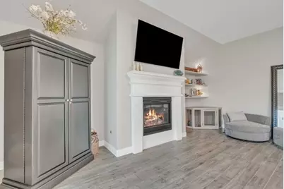 1541 N Blue Bonnet Lane, Angleton, TX 77515 - Photo 13