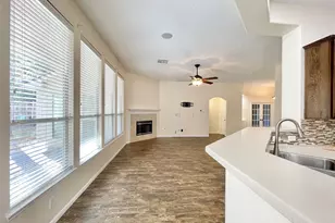 90 N Creekmist Pl, The Woodlands, TX 77385 - Photo 21
