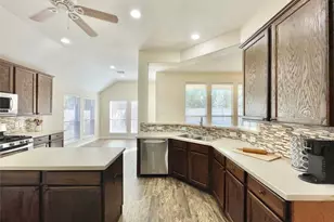 90 N Creekmist Pl, The Woodlands, TX 77385 - Photo 17
