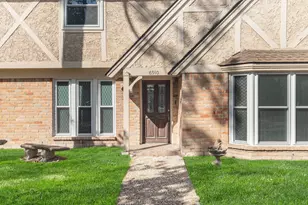 6910 Chancellor Dr, Spring, TX 77379 - Photo 3