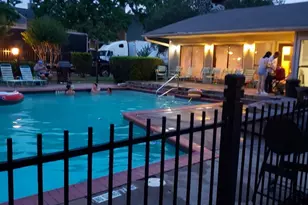 3835 Tanglewilde St, Houston, TX 77063 - Photo 7