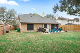 1917 Endeavor Ct, Seabrook, TX 77586 - Photo 19