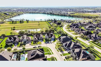 2440 Prairie Mist Lane, Friendswood, TX 77546 - Photo 41