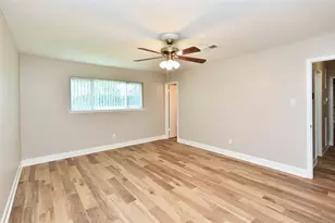11311 Brighton Ln, Meadows Place, TX 77477 - Photo 19
