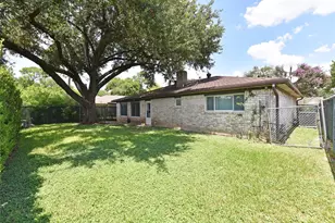 11311 Brighton Ln, Meadows Place, TX 77477 - Photo 27