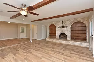 11311 Brighton Ln, Meadows Place, TX 77477 - Photo 9