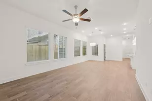 26253 E Outrider Banks Cir, Montgomery, TX 77316 - Photo 11