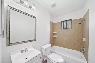 3226 Dragonwick Drive, Houston, TX 77045 - Photo 13