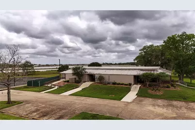 336 Wagon Wheel Trail, Angleton, TX 77515 - Photo 5
