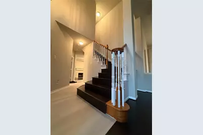 2 Wintergrass Place, The Woodlands, TX 77382 - Photo 9