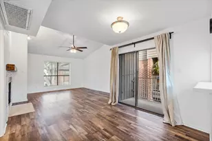 3100 Walnut Bend Ln, Houston, TX 77042 - Photo 3