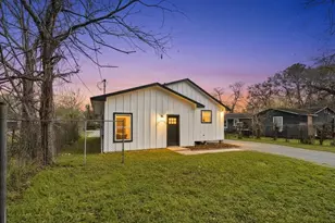 2429 Cliffdale St, Houston, TX 77091 - Photo 1