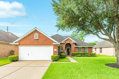 3722 S Peach Hollow Circle, Pearland, TX 77584 - Photo 1