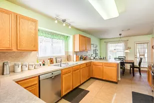 3722 S Peach Hollow Cir, Pearland, TX 77584 - Photo 15