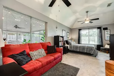 3722 S Peach Hollow Circle, Pearland, TX 77584 - Photo 9
