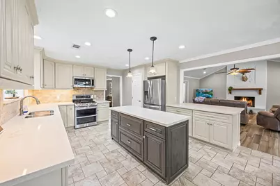 4803 Gulfway Drive, Baytown, TX 77521 - Photo 13