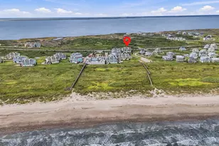 4111 Pointe W Dr, Galveston, TX 77554 - Photo 49