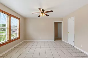 609 Jennings St, Texas City, TX 77590 - Photo 9