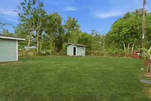 609 Jennings St, Texas City, TX 77590 - Photo 29