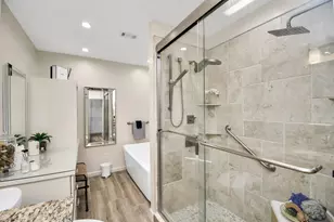 9632 Bayou Brook St, Houston, TX 77063 - Photo 5