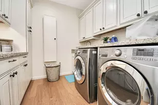 9632 Bayou Brook St, Houston, TX 77063 - Photo 19