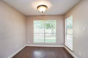 8710 High Mountain Dr, Houston, TX 77088 - Photo 7