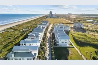 2614 E Seaside Drive, Galveston, TX 77550 - Photo 31