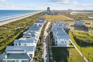 2614 E Seaside Dr, Galveston, TX 77550 - Photo 31