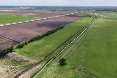 8007 County Road 170, Alvin, TX 77511 - Photo 7
