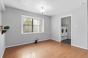 614 Tallow Dr, Conroe, TX 77385 - Photo 11