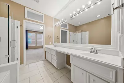 2110 Gillette Street, Houston, TX 77006 - Photo 15